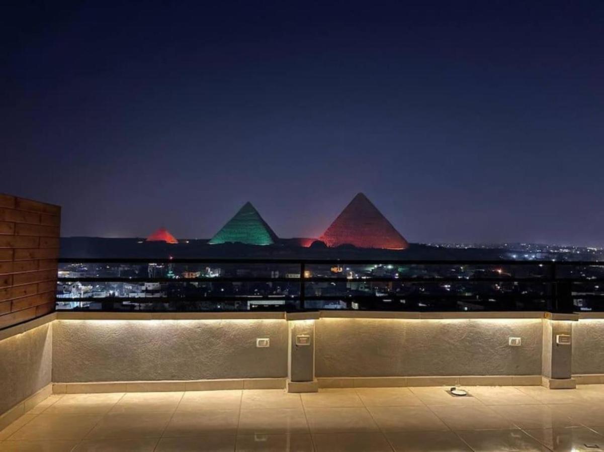 Grand Museum & Full Pyramids View W Roof - Free Breakfast * Cairo