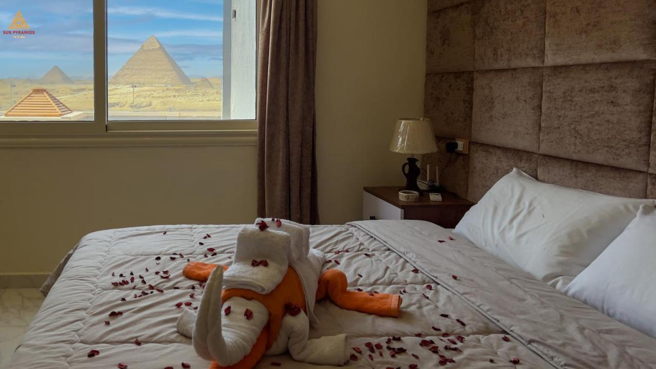 Grand Museum & Full Pyramids View W Roof - Free Breakfast *
